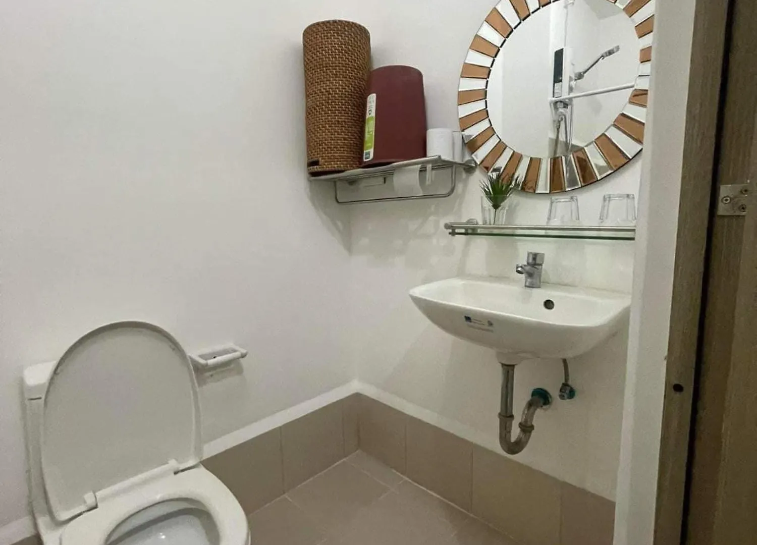 Grace Residences 4-56 Taguig Aparthotel